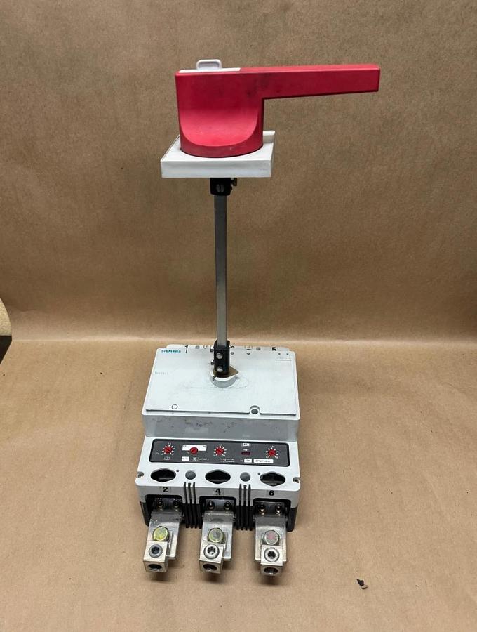 Used Siemens 3VF6211-1BM44-0AA0 500-630A, Molded Case Circuit Breaker