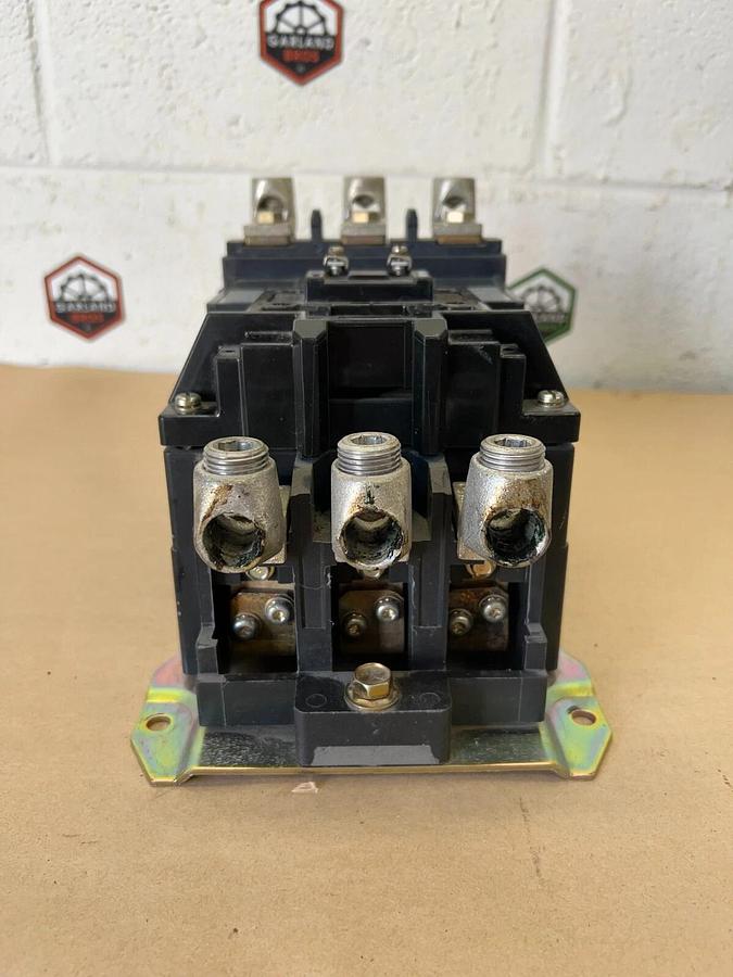 Used Allen Bradley 500FL-EOD93 200A Continuous Rating AC Contactor