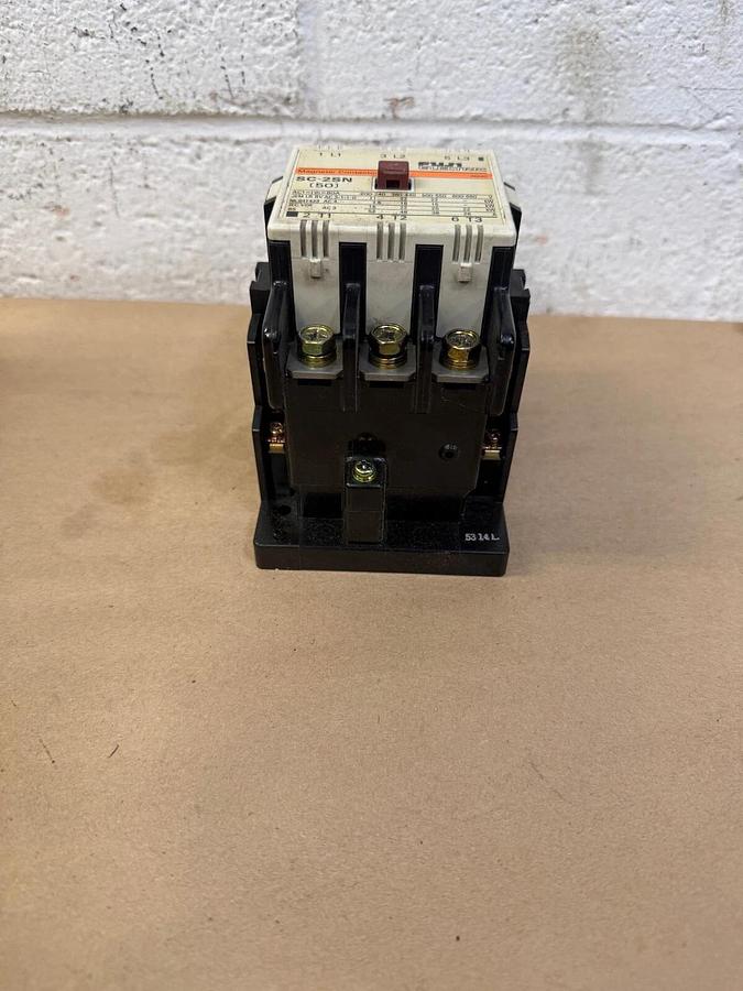 Used Fuji Electric SC-2SN Magnetic Contactor