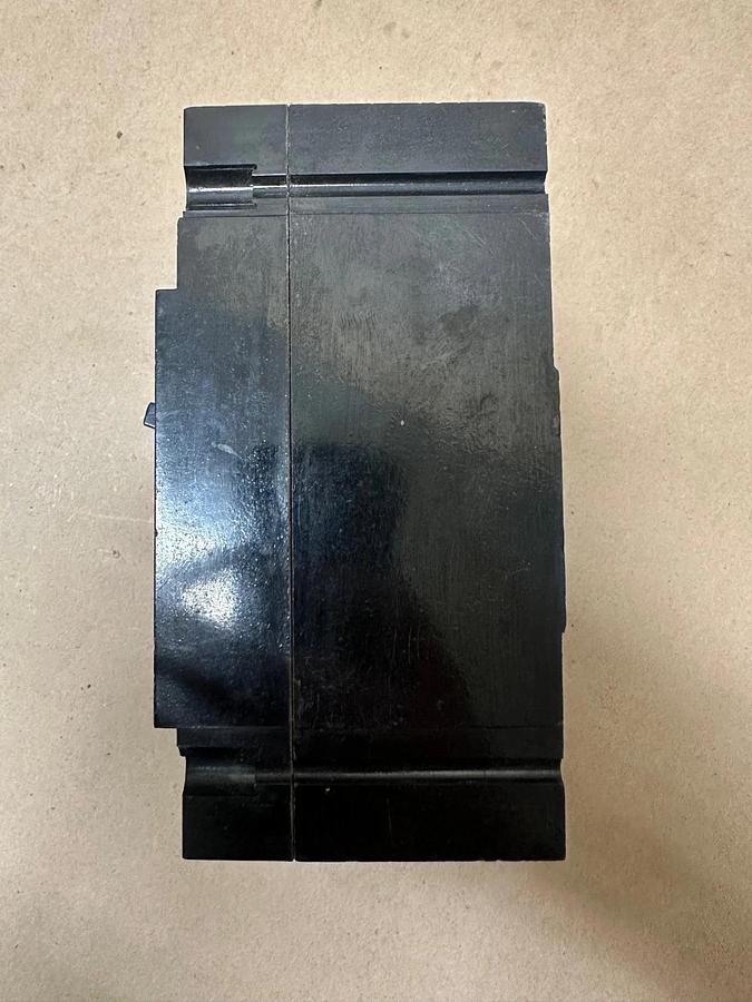Used General Electric TED132070 70A 3 Pole Circuit Breaker