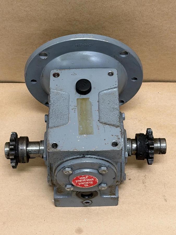 Used Boston Gear 90 Degree Worm-Drive Reduction Gear Box