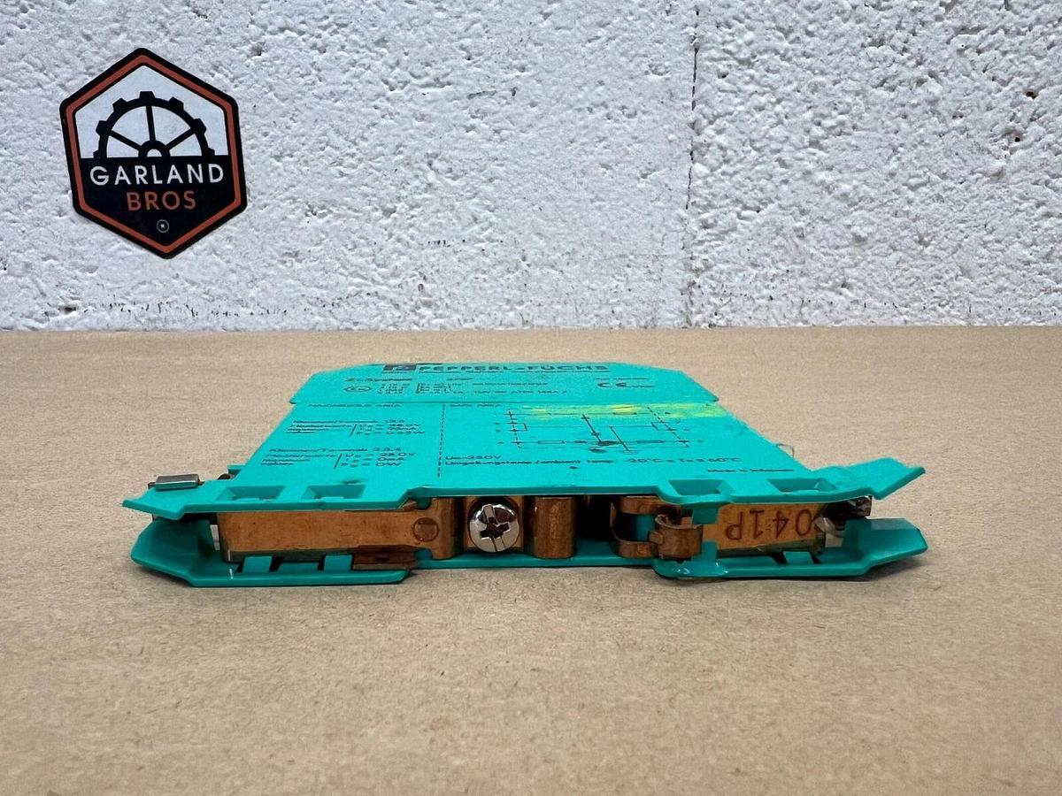 Used PepperL+Fuchs 71816 Safe Snap Barrier