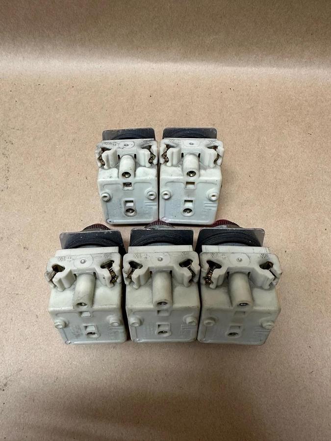 Used Square D 9001 KM1 Red Pilot Light Module - Lot of 5
