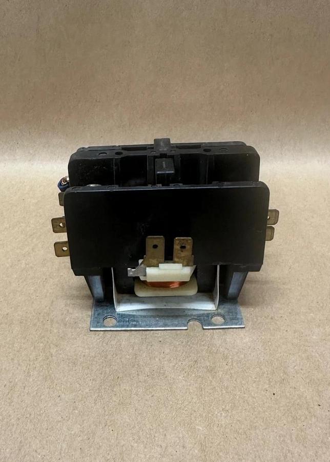 Used Cutler-Hammer C25BNB230A Series E1 DP Contactor