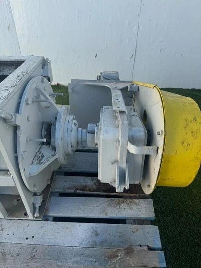 Used Rotary Airlock Feeder 16x16 Toshiba 5HP @ 1725RPM Falk 5203 J25 A, 26.94:1 Ratio