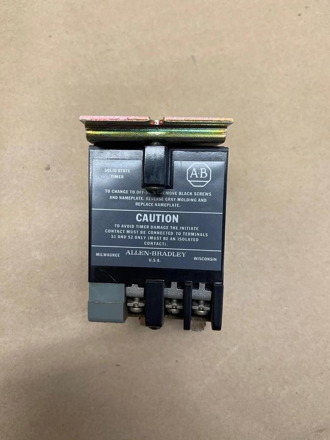 Allen-Bradley 852S-C Solid State Timing Relay, 1.0-160 Seconds