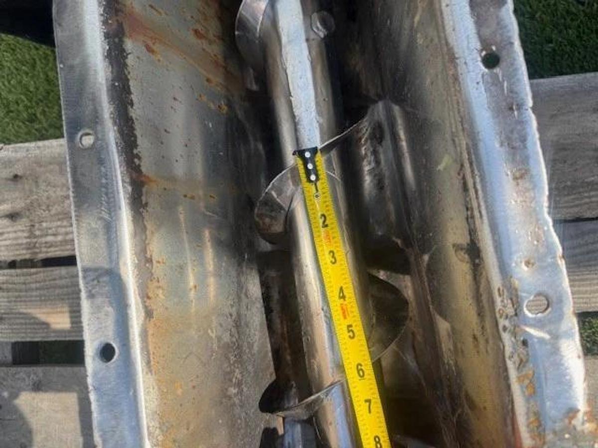 Used Painted SS Auger 48” L, 6” Stick, 7” Trough 6" Flights, 25.6:1 Ratio Gearbox