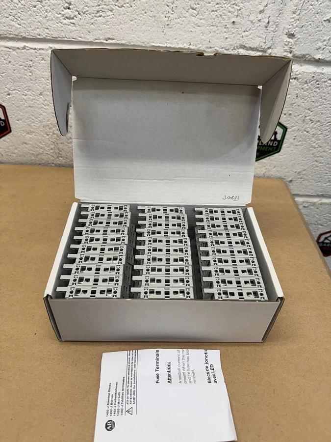 Used Allen Bradley 1492-J6FB1 Terminal Blocks (30 pcs) *NEW*