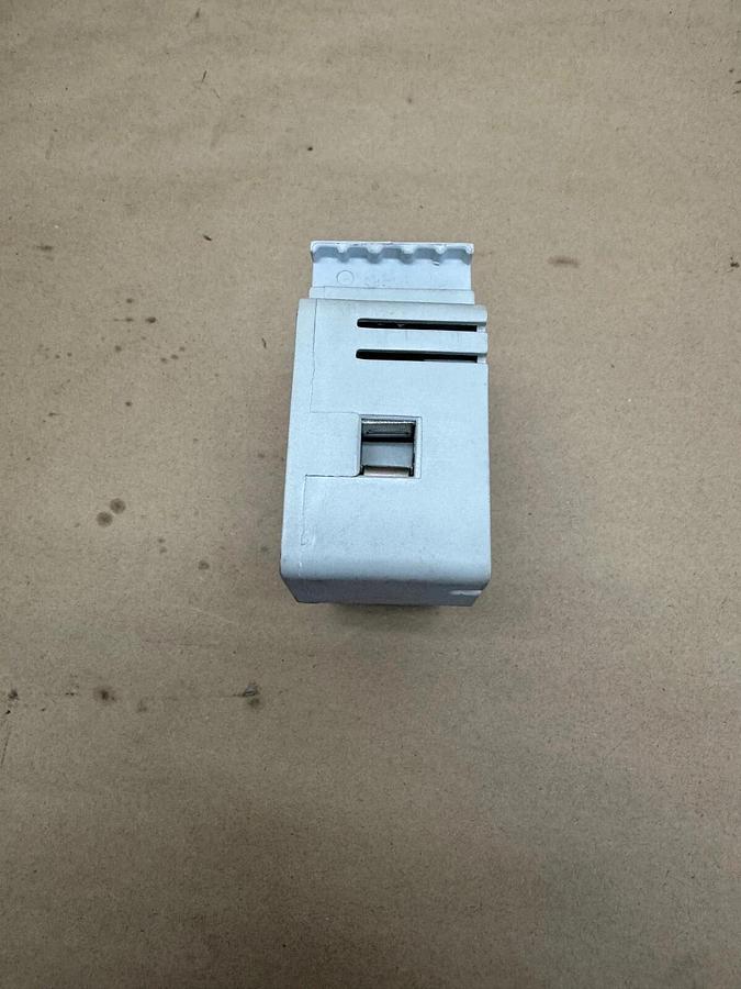 Used Cooper Bussman CH60J1I Fuse Block Holder, 600 VAC, 60 A, 200kA
