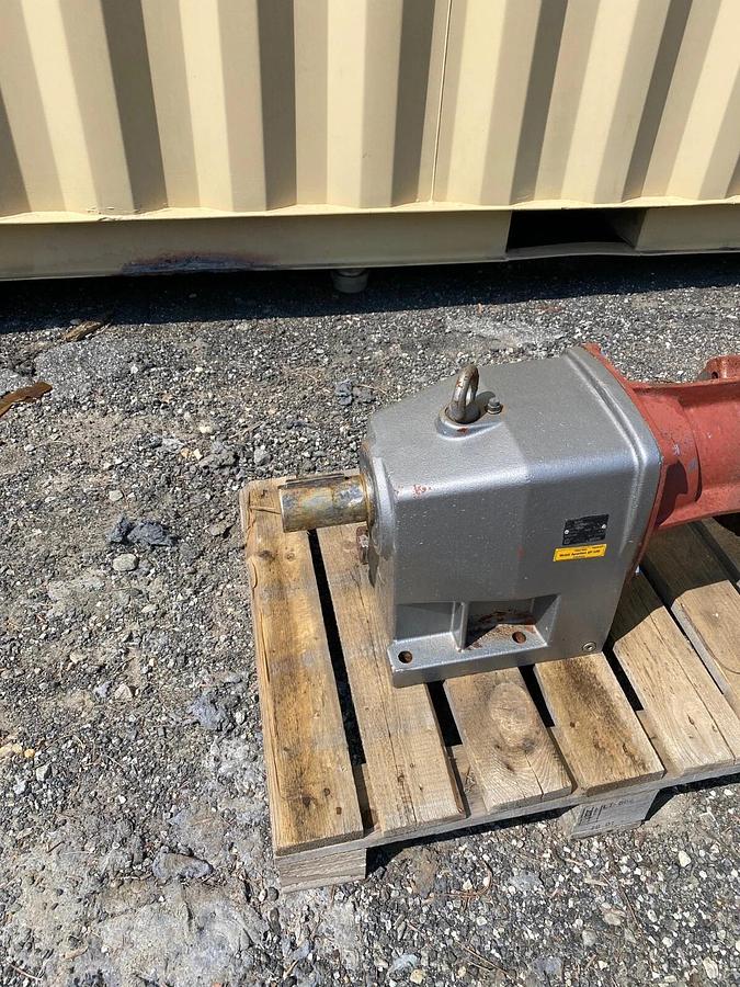 Used Nord Gear Corp SK52 180TC2 Gearbox S/N 1/8110384922.00. Ratio 14.00:1