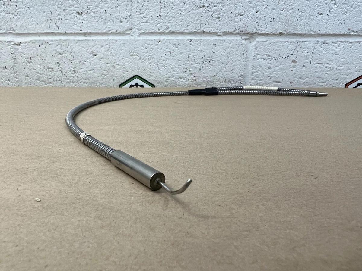 Used Banner Engineering BAM.752S Fiber Optic Cable 25” Long