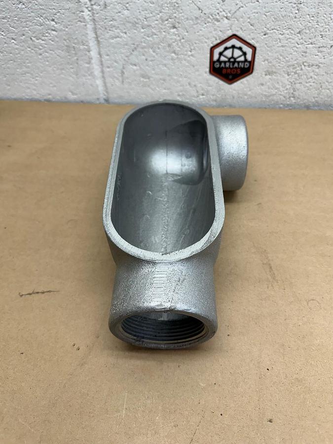 Used Crouse-Hinds LL777 2-1/2” Conduit *NEW*