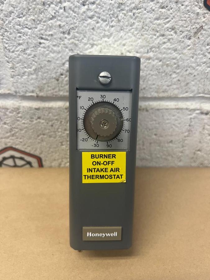 Used Honeywell T6031A1136 Temperature Controller