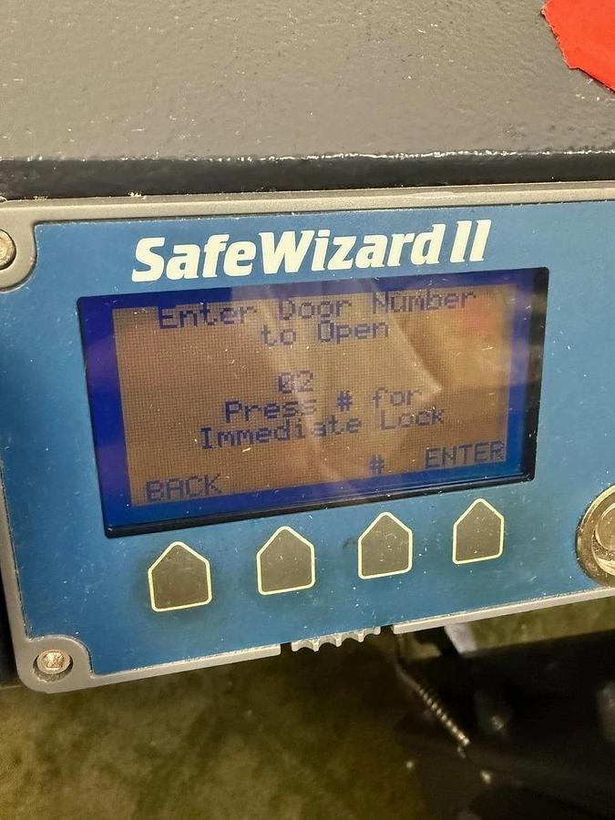 Used Amsec RMM2620SW-R Cash Management Safe Right Swing With Safe Wizard II