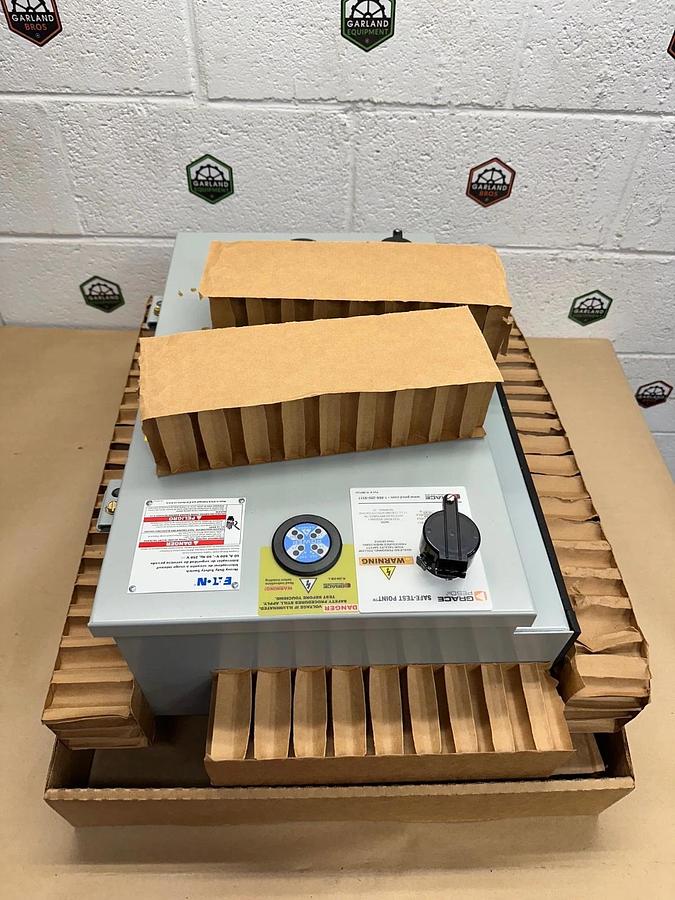 Used Eaton DEM362FDJB-00VT Heavy Duty Safety Switch, 60A, 600V, 60Hz *NEW!*