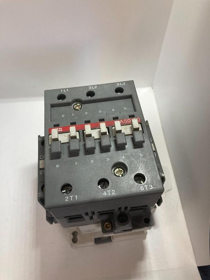 Used Eaton M22-L-G-G, Green Indicating Light, 12-30VAC/VDC *FACTORY SEALED NEW*