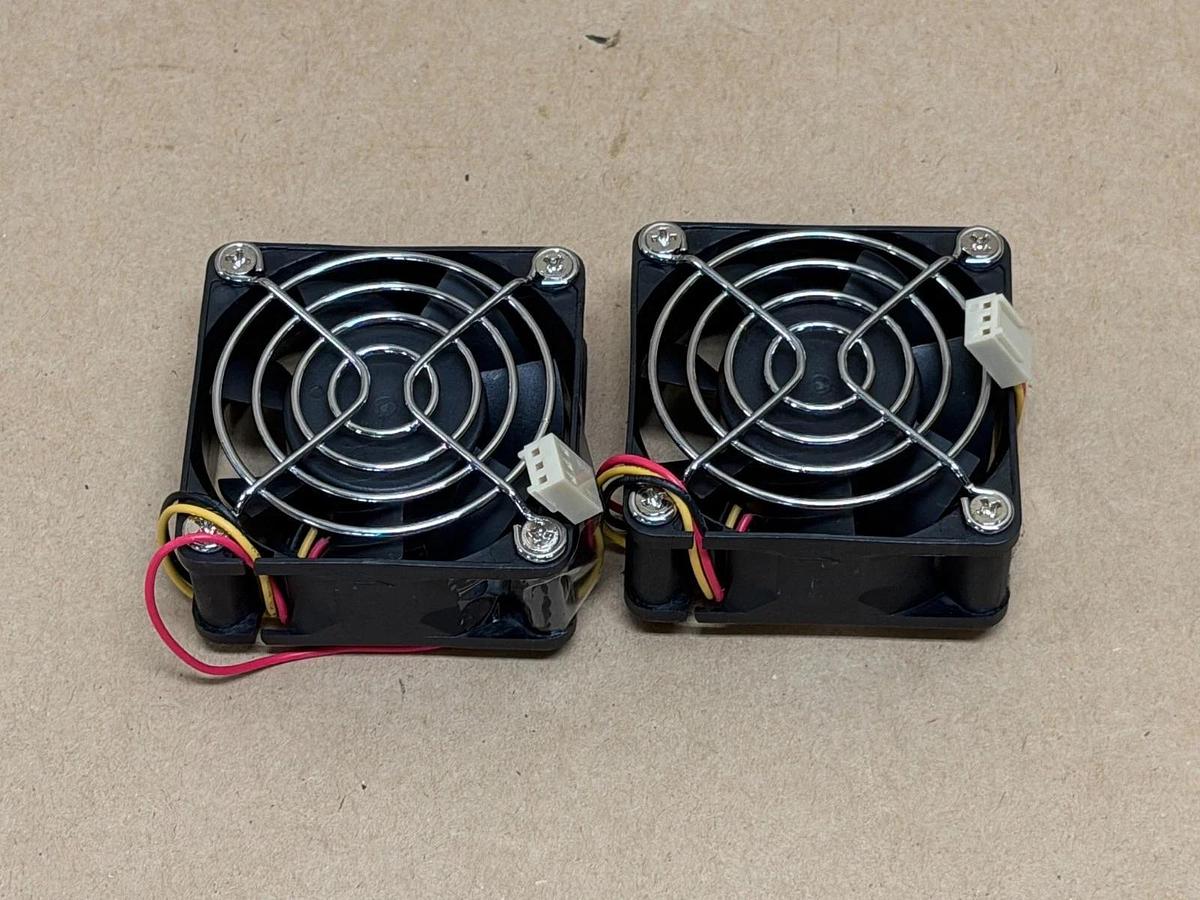 Y.S. TECH FD126025HB 0.18A, 12v Chassis Cooling Fan - Lot of 2