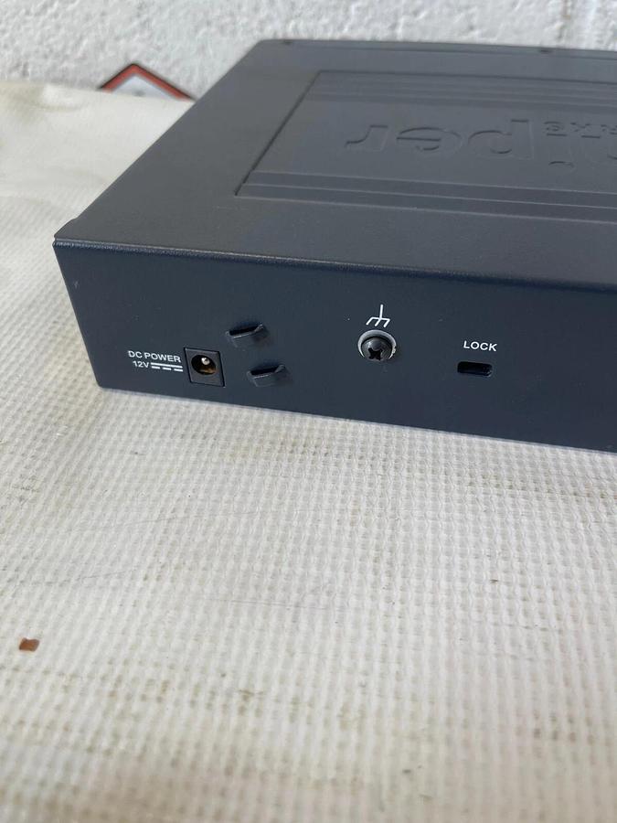 Used Juniper SRX210 8-Port 10/100 PoE Services Gateway - New