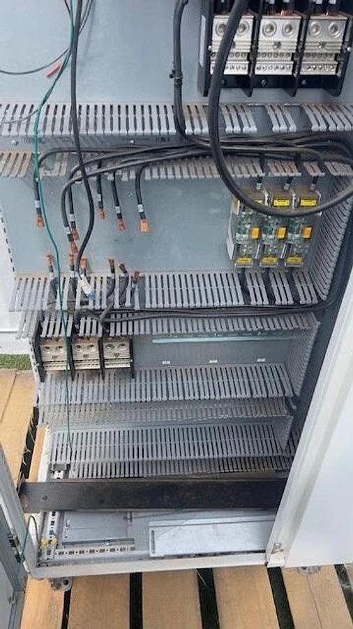 Used Allen Bradley 400A Disconnect Enclosure 1494F-D400