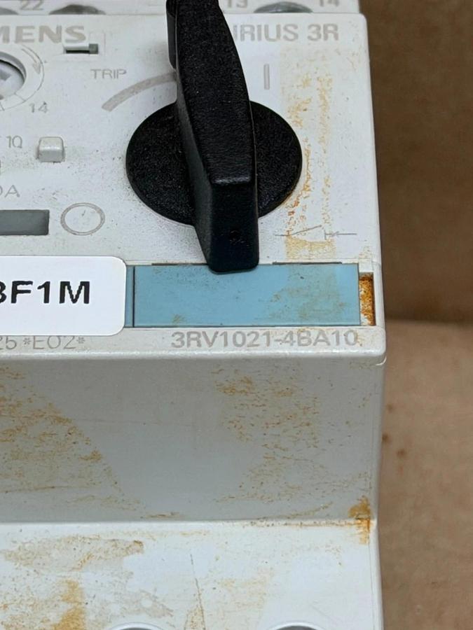 Used Siemens 3RV1021-4BA10 Circuit Breaker