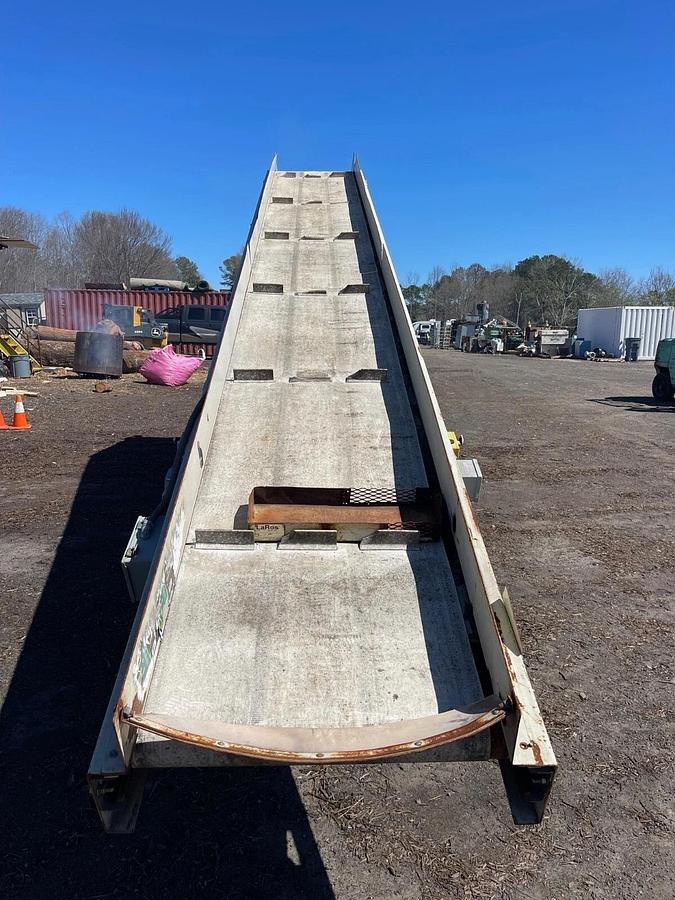 Used Conveyor Belt W:29” L:281” L Shape Cleated Incline Conveyor, Baldor 1HP, 1760RPM