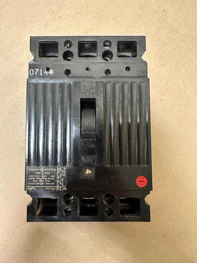 Used General Electric TEB132030 30A  3 Pole Circuit Breaker