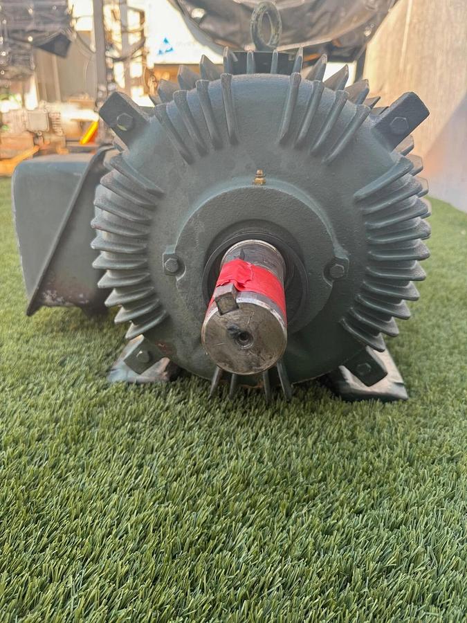 Used Toshiba 80404FLF3USH02 Induction Motor 40HP 230/460V 9.4-47A, 324T, 2700RPM