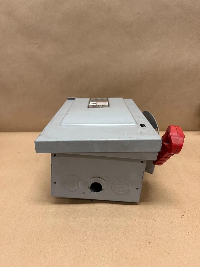 Used Siemens HNF361R Heavy Duty Safety Switch, 30A, 600VAC, 250VDC