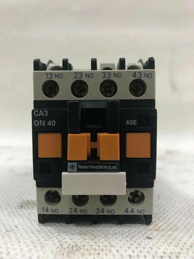 Used Telemecanique CA3DN40JD Control Relay