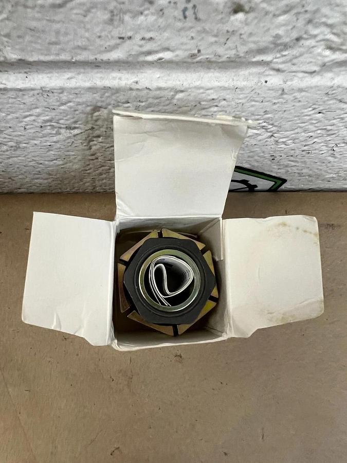 Used Trantorque 6202160 Keyless bushing shaft size 3/4” - NIB