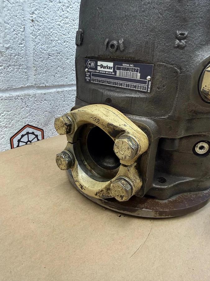 Used Parker PD075PS02SRS5BC00T00C0000 Hydraulic Pump