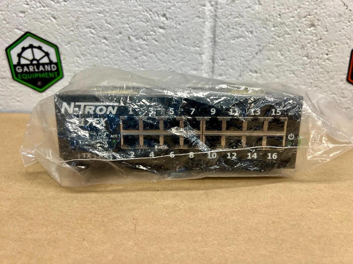 New - open box Red Lion N-Tron 517FX-SC 16 Port Industrial Ethernet Switch *New No Box*
