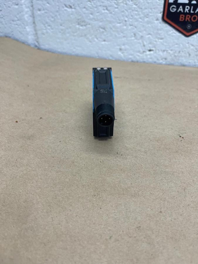 Used SICK WK11-2P2430 Photoelectric Sensor