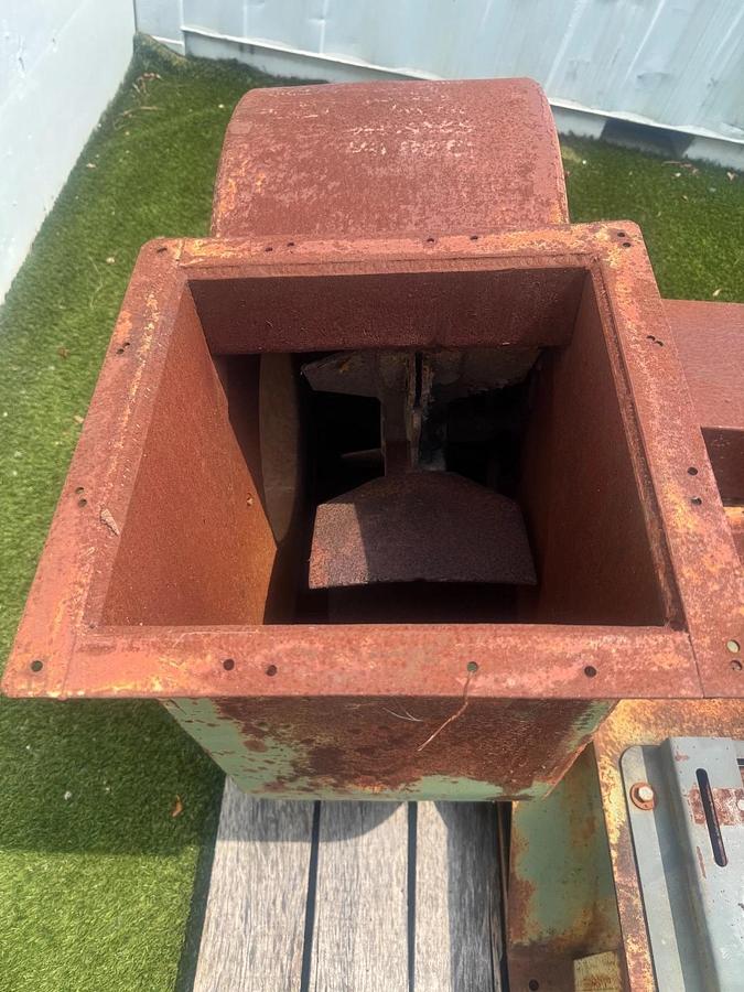 Used Industrial Blower Fan, CW Top Horizontal Blower, No Drive, 13.5” Inlet