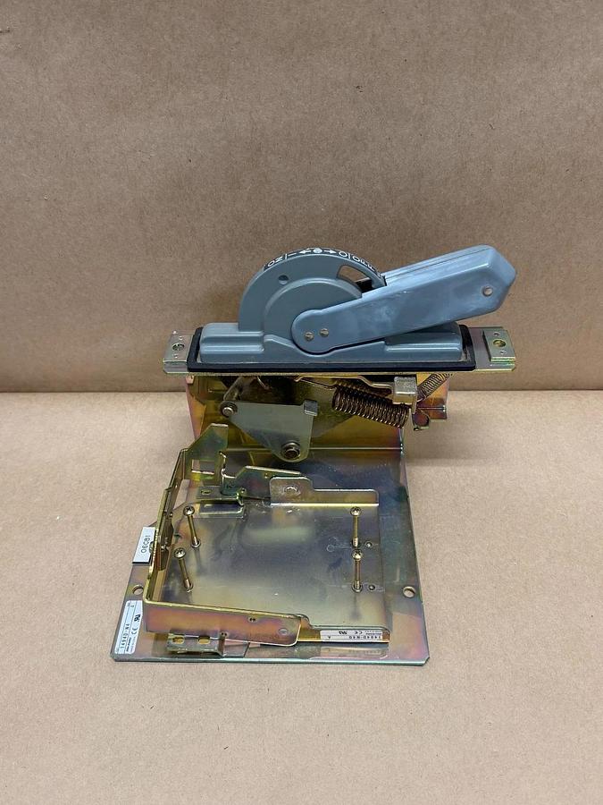 Used Allen Bradley 1494D-N40 Sliding Breaker Operating Mechanism