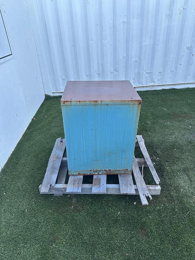 Used Industrial Storage Cabinet 6 Drawer, W:22.5”, D:26.5”, H:33.5”