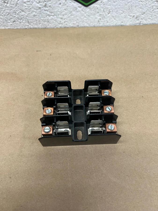 Bussmann BM6033B TRON Fuseblock