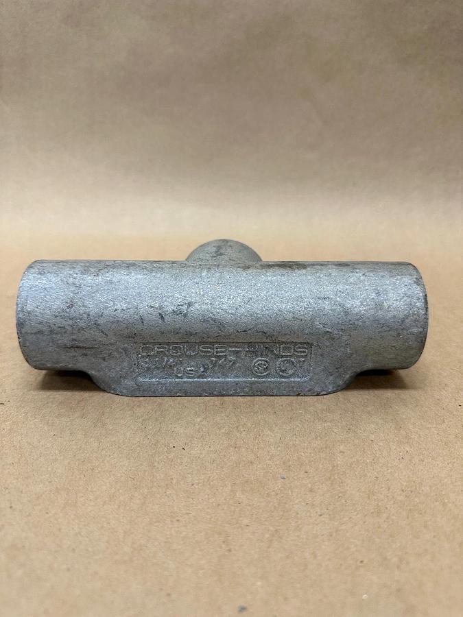 Crouse Hinds T47, 1-1/4” Conduit *NEW*