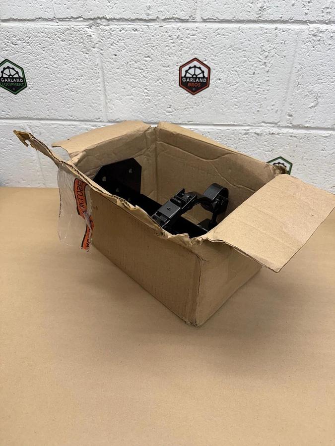 Global Industrial Amerex Fire Extinguisher Bracket, Vehicle Mount