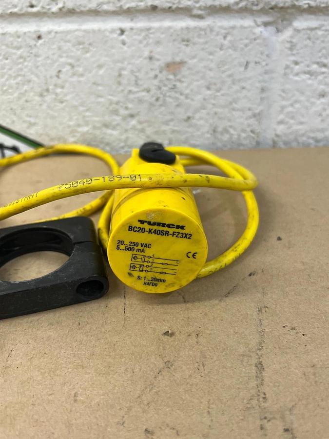 Used Turck BC20-K40SR-FZ3X2 Capacitive Sensor