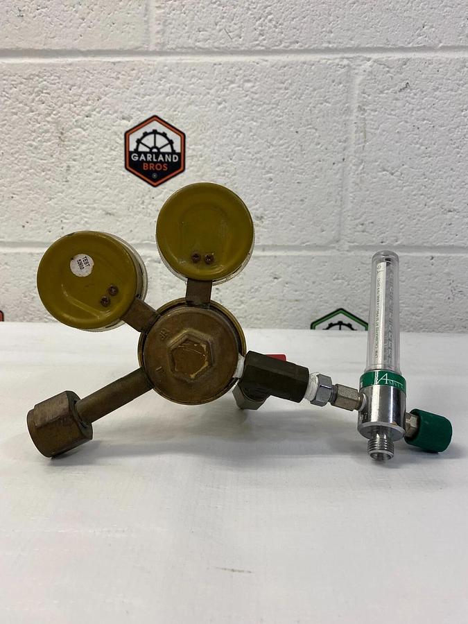 Used Radnor RC250-50F540 Compressed Gas Regulator W/Amex FMAO17094CQ Flow Meter