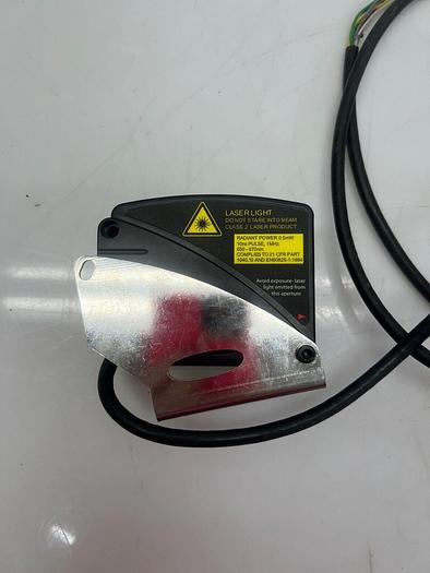 Used Banner LT3NU L-Gage Laser Light Sensor