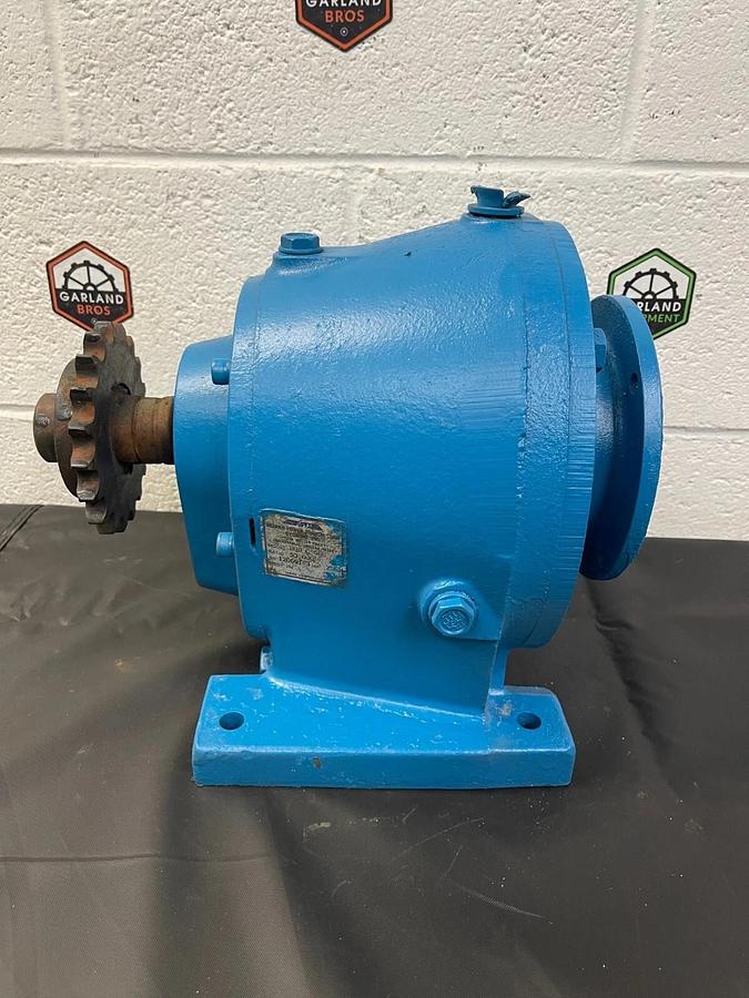 Used IPTS HQD-C-56C Helical Speed Reducer Ratio 53.030:1