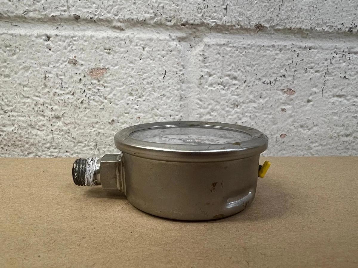 Used Swagelok PGI-63C-PG3000-LAOX SS 1/2” Gauge 0-100 PSI/Bar Pressure Gauge