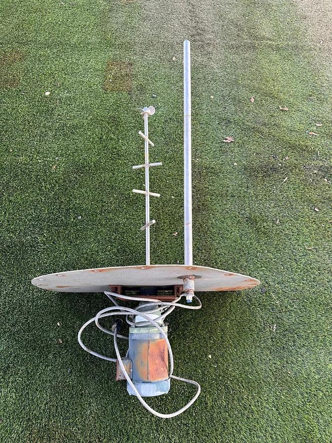 Used Stainless Steel Mixing Tank, 106 Gallon, w/ Leeson 1/3Hp @ 1725Rpm, 1 Ph, 115V