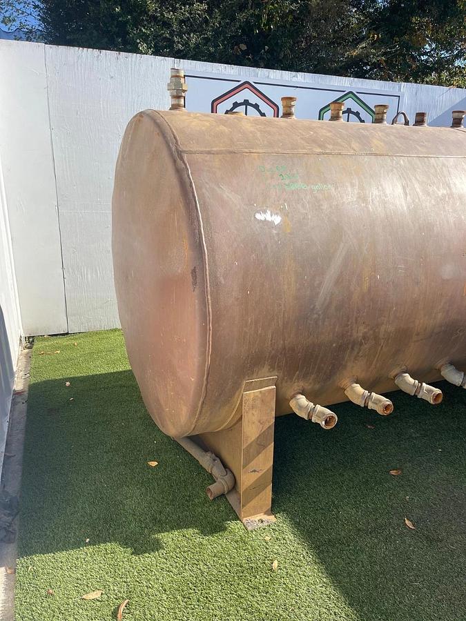 Used 2000 Gallon Capacity Horizontal Liquid Storage Tank, Dia: 64”, L:12’6”