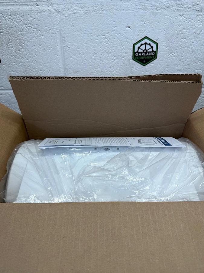 Used 10" Automated Touchless Roll Towel Dispenser (White) 59447A *NEW*