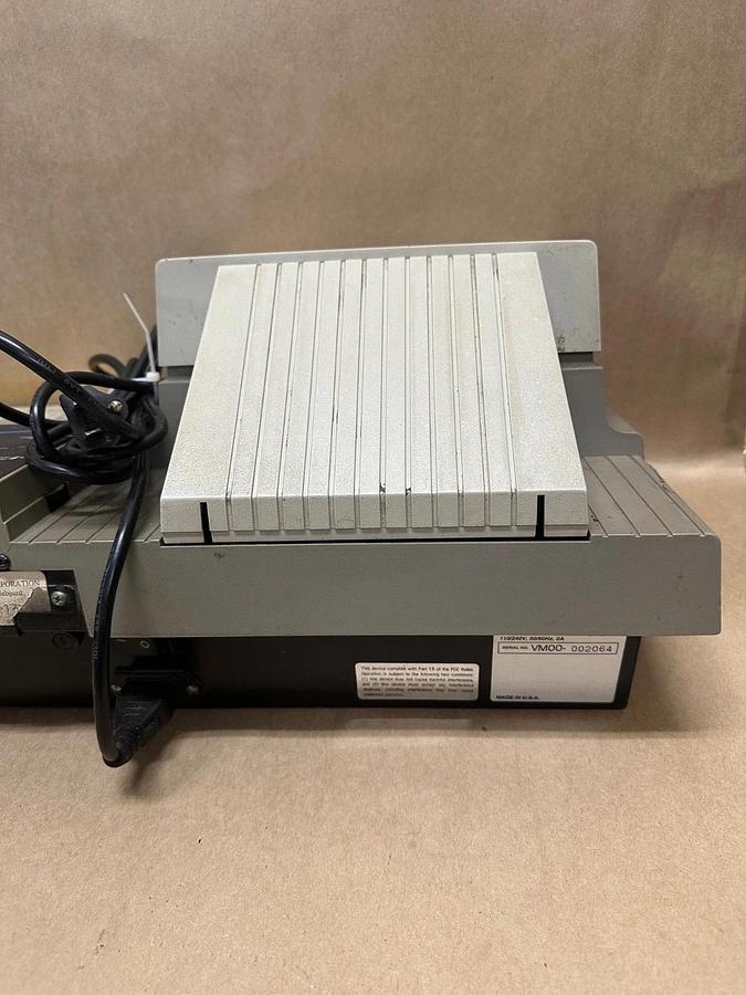 Used Brady Labelizer Plus Label and Sign Maker