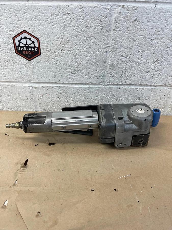Used Signode VXM-2000-Z Tension Weld Strapping Tool, Air Tool