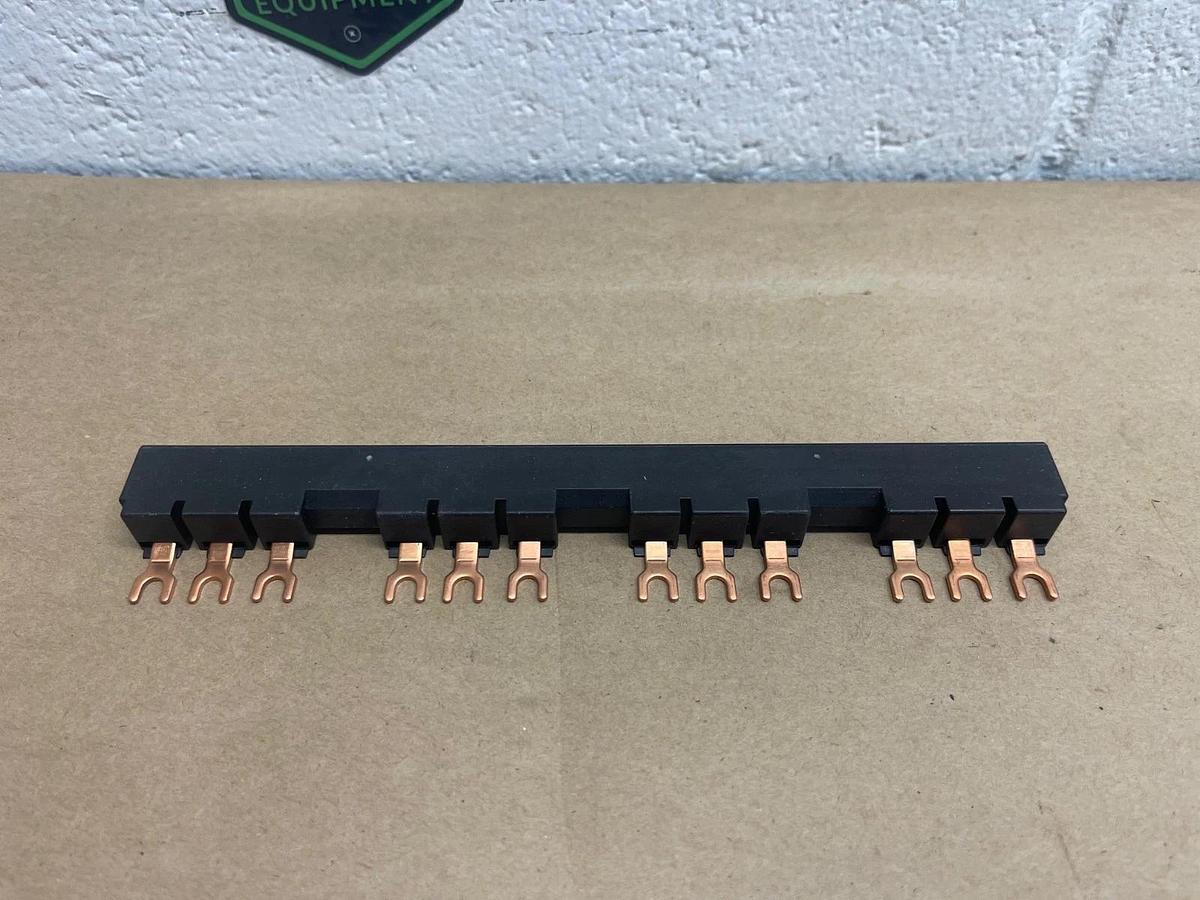 Used Eaton XTPAXCLKB4, 3 Phase Commoning Link, B3.1/4-PKZO *NEW*